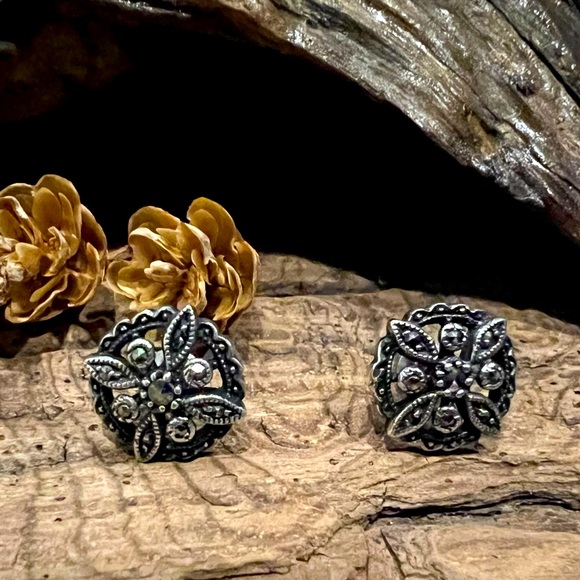 Henning Vagner HVP Sterling Silver Marcasite  Oxidized Earrings 925 Scandinavian - Picture 1 of 6